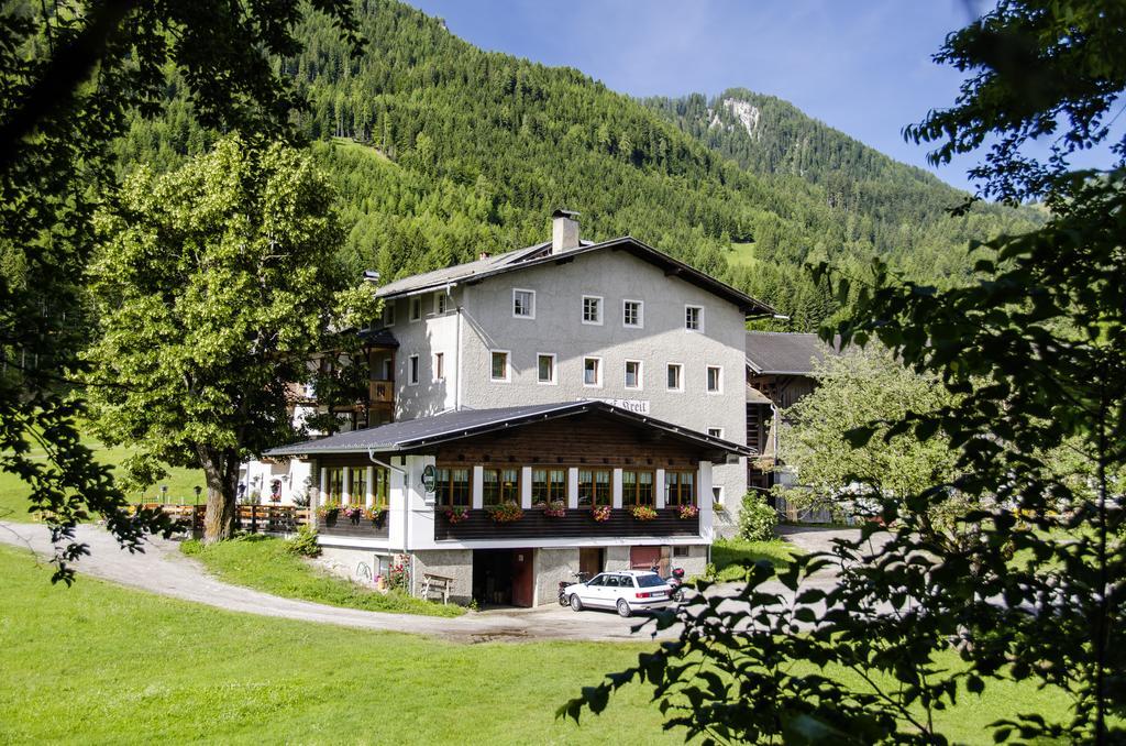 Landgasthof Kreithof Hotel Tristach Eksteriør billede